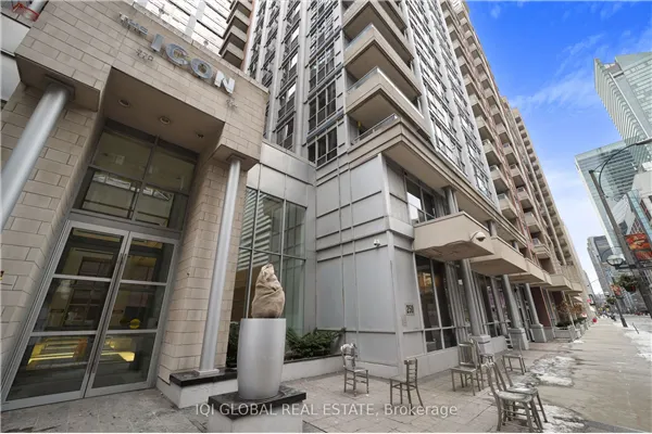 250 Wellington Street W #1133