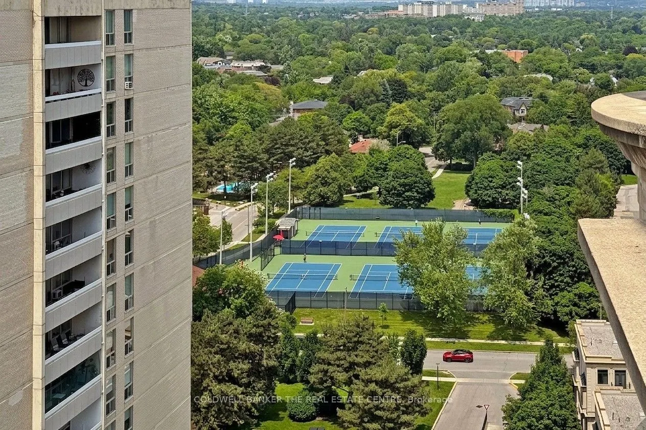 660 Sheppard Avenue E #LPH05
