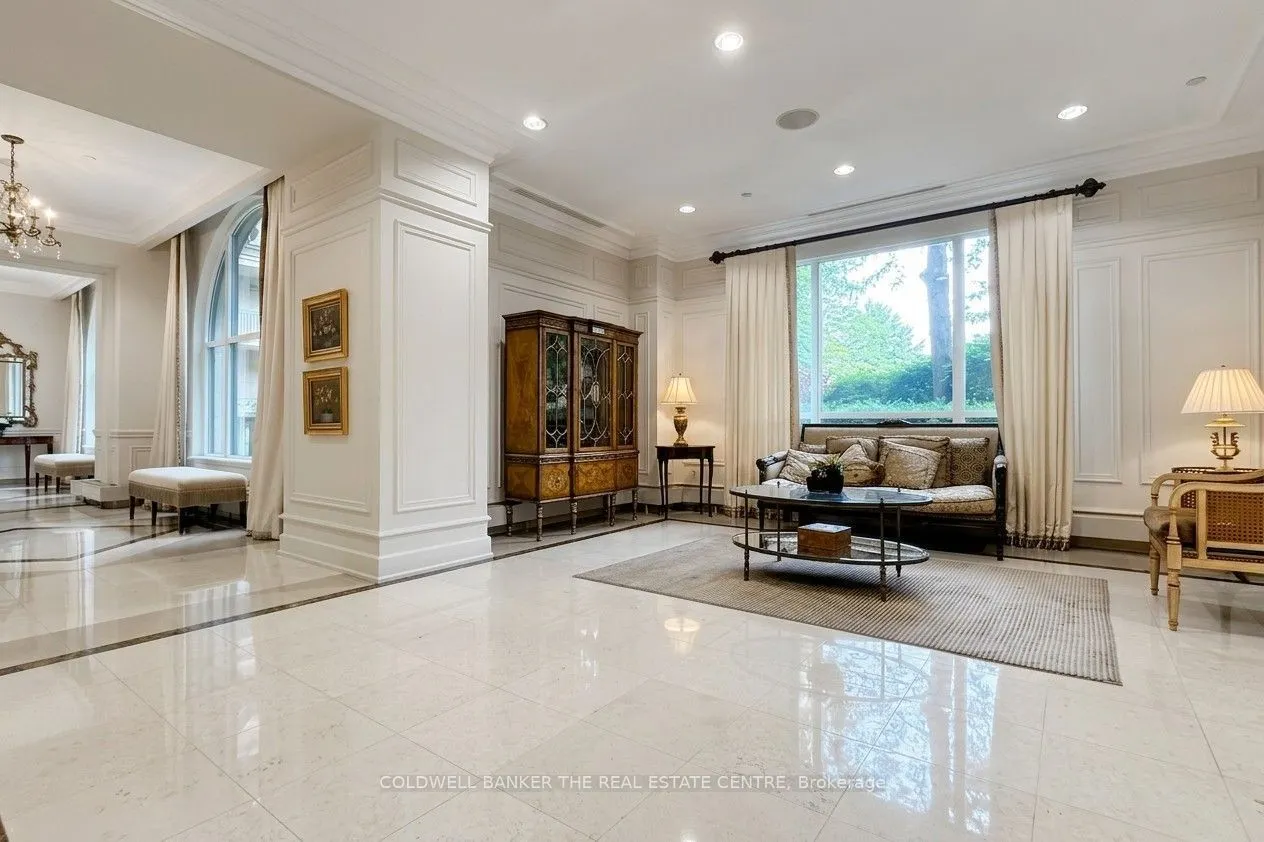 660 Sheppard Avenue E #LPH05