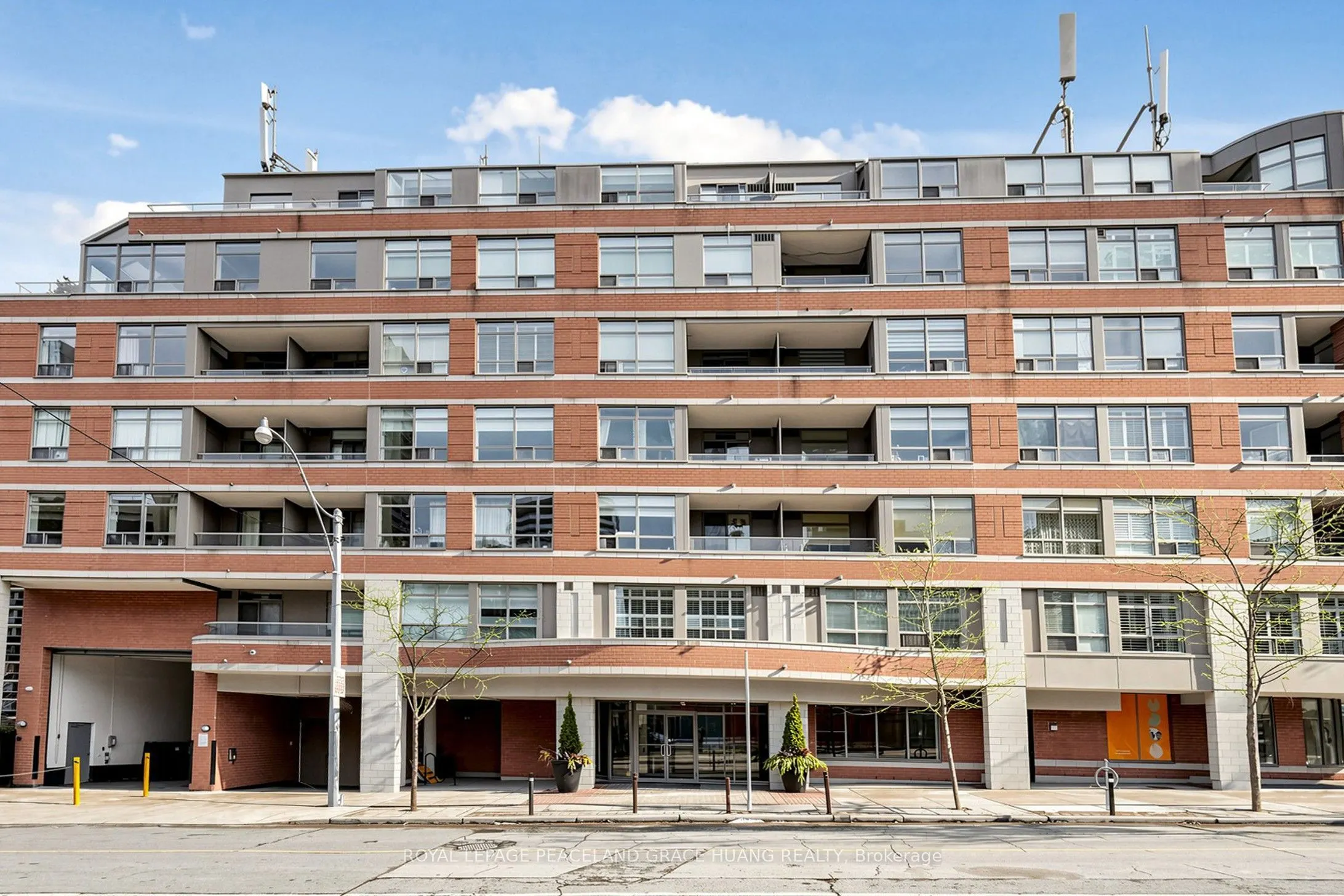 5 Rosehill Avenue #609