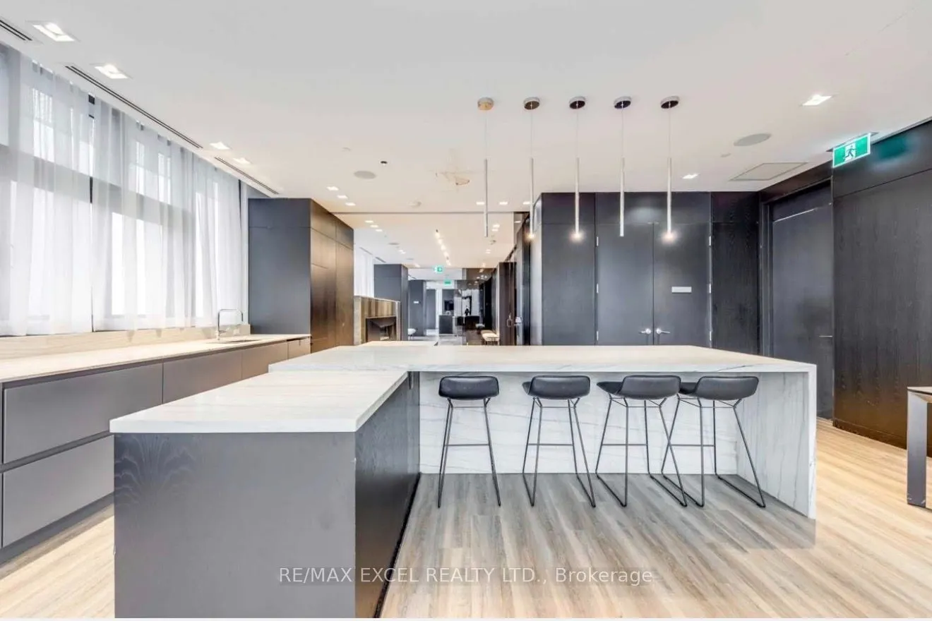 8 Eglinton Avenue E #5603