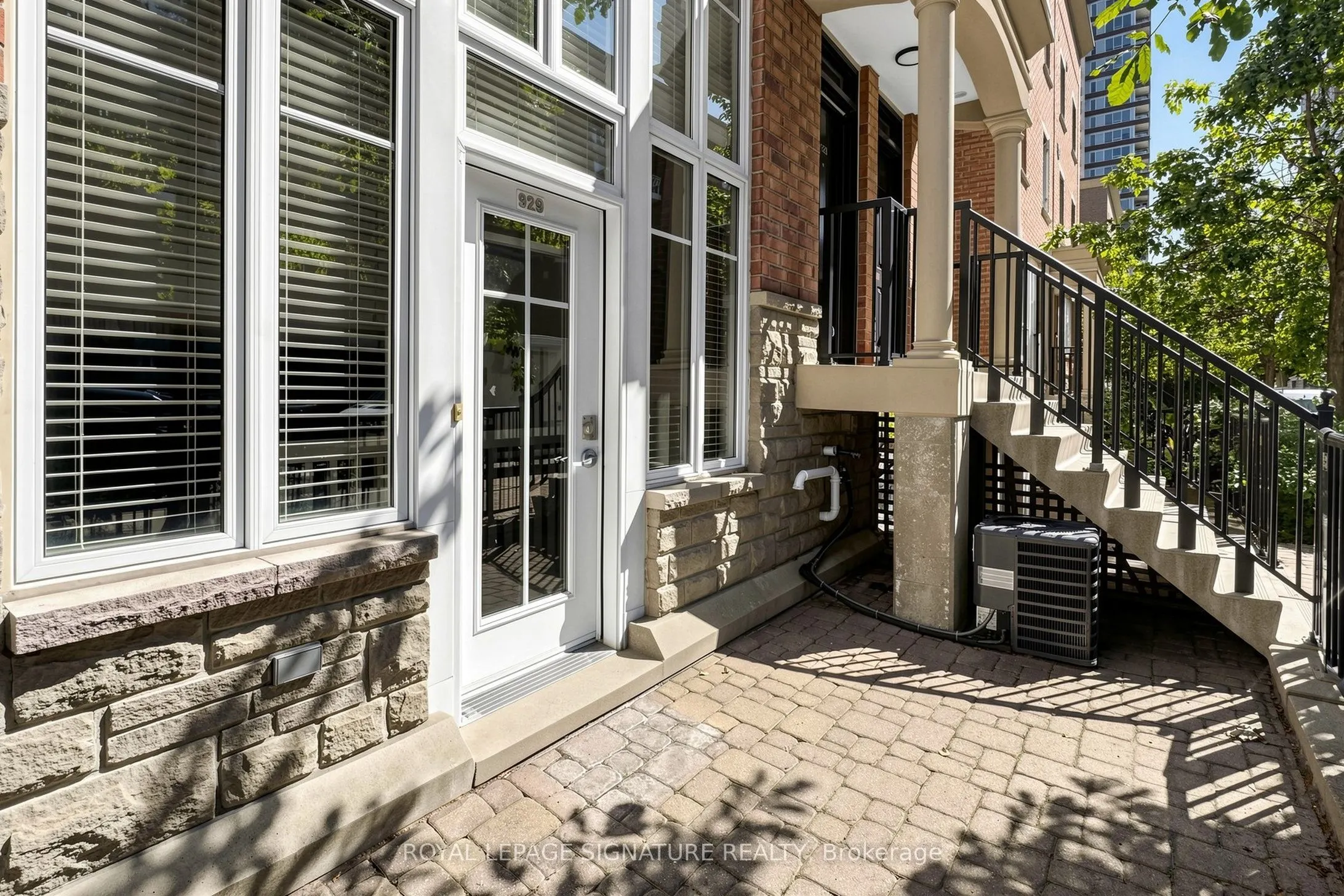 50 Western Battery Road #929