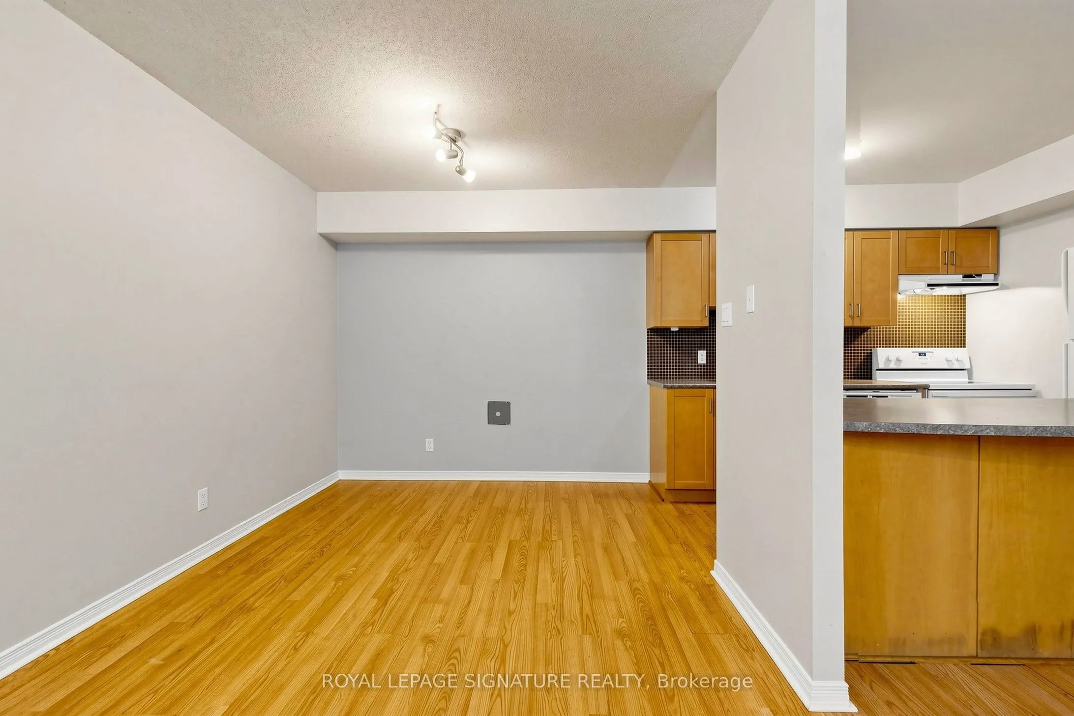 50 Western Battery Road #929