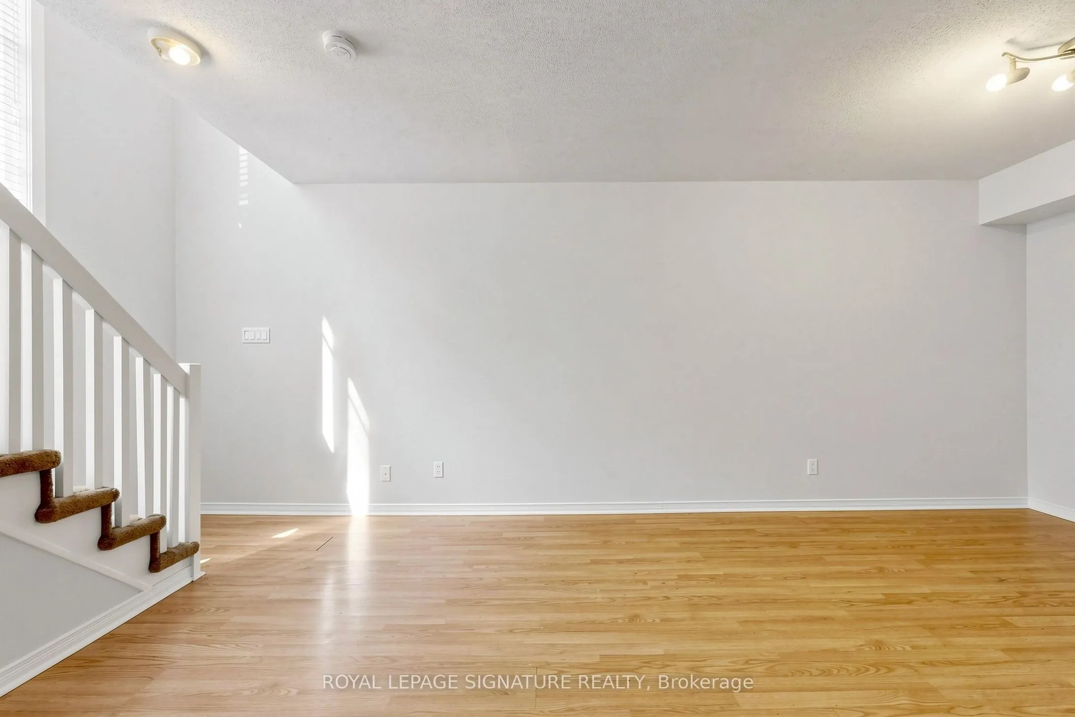 50 Western Battery Road #929