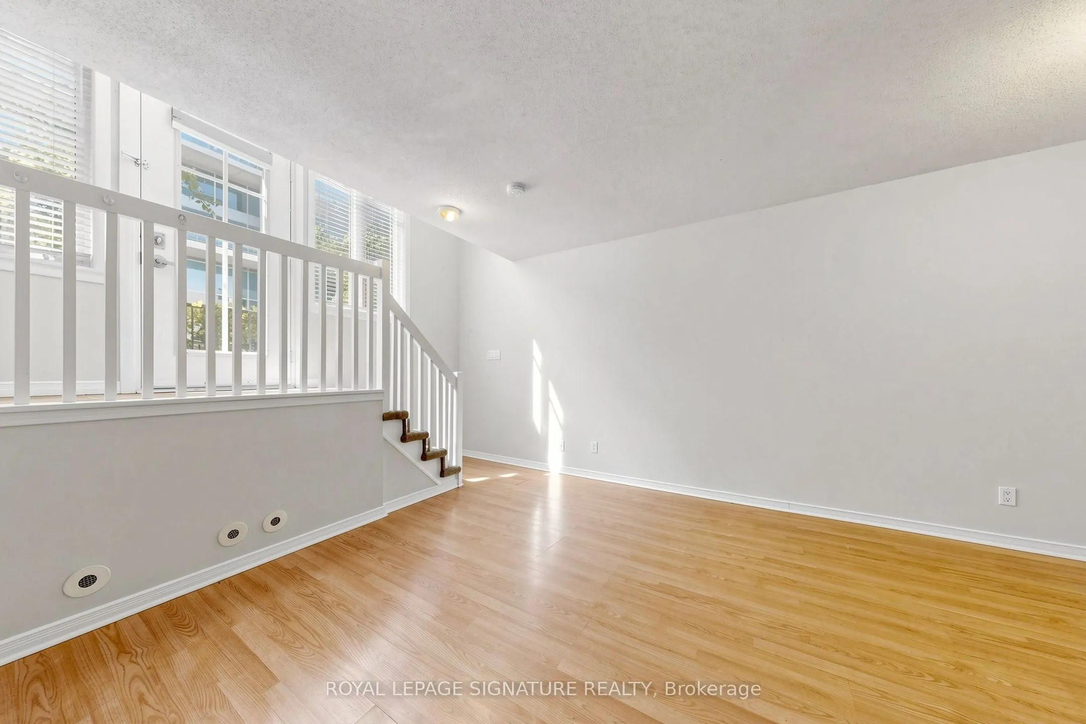50 Western Battery Road #929