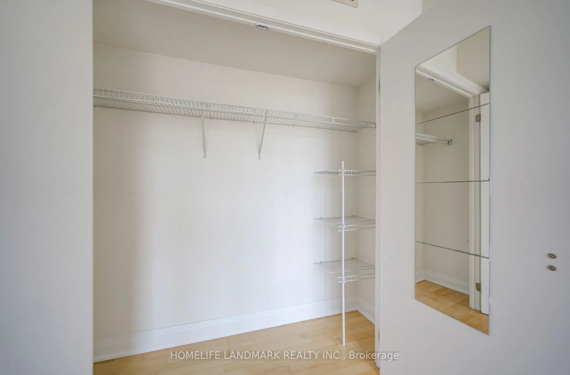 38 Grenville Street #1508