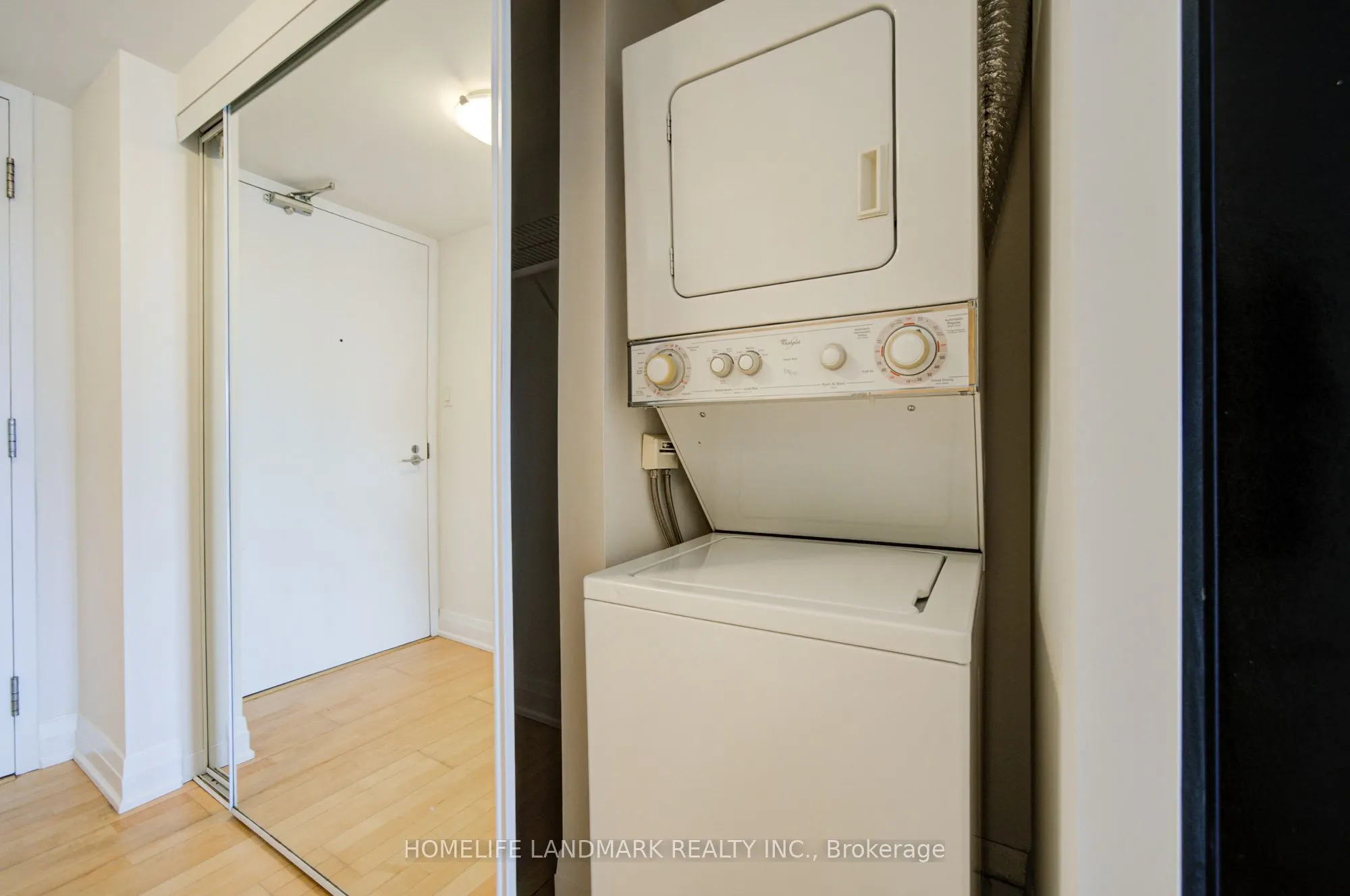 38 Grenville Street #1508
