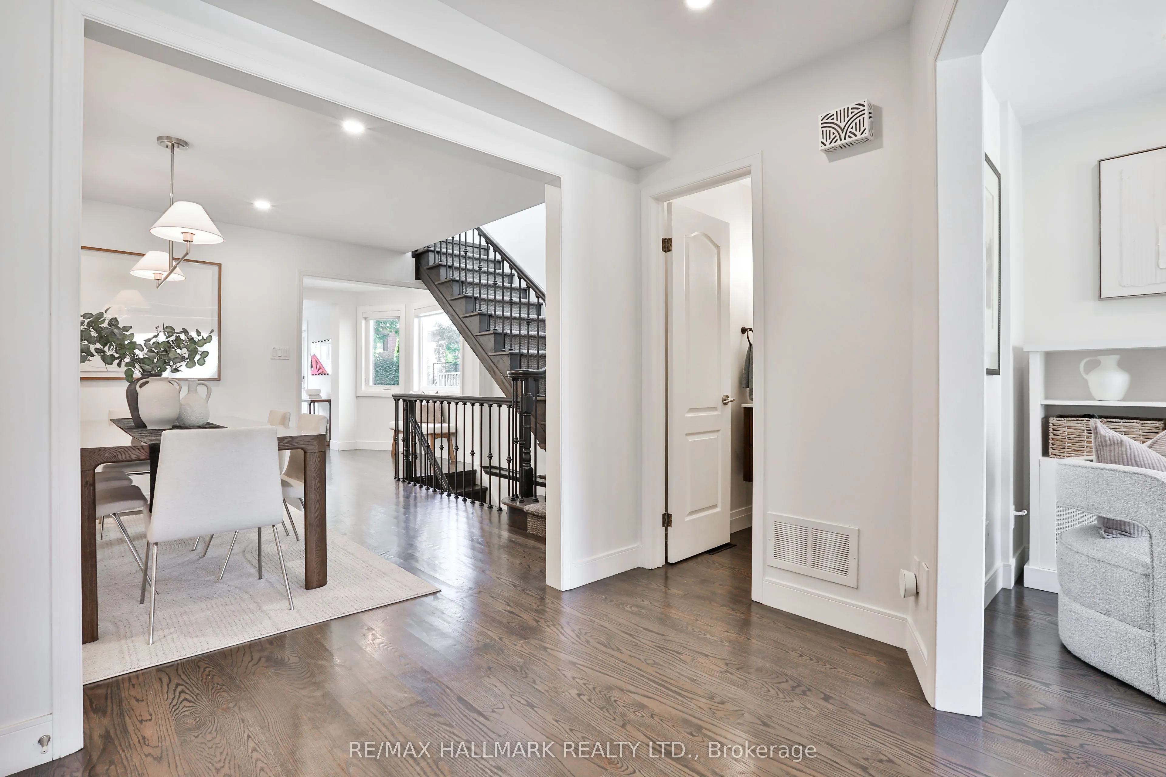 163 Roe Avenue
