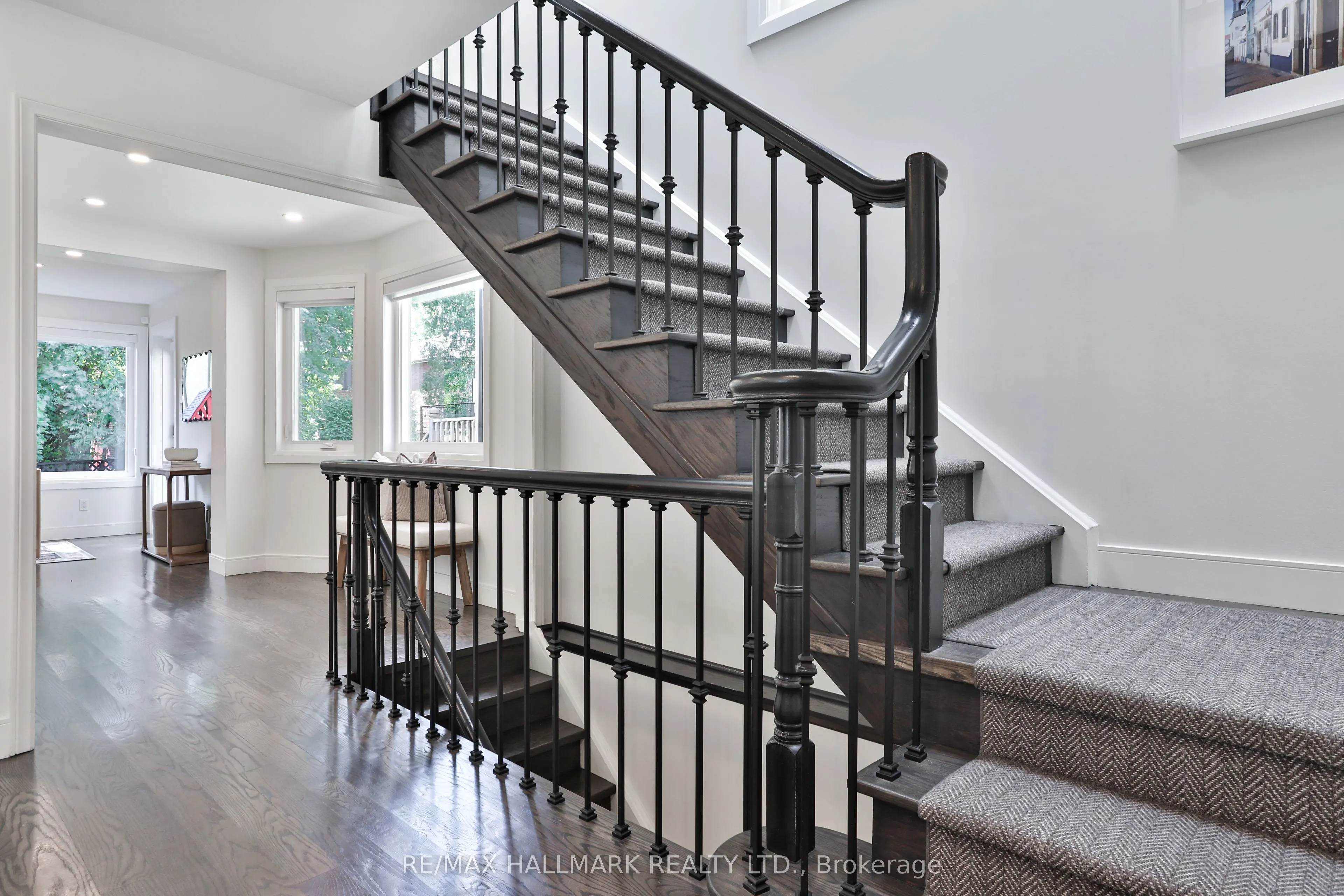 163 Roe Avenue