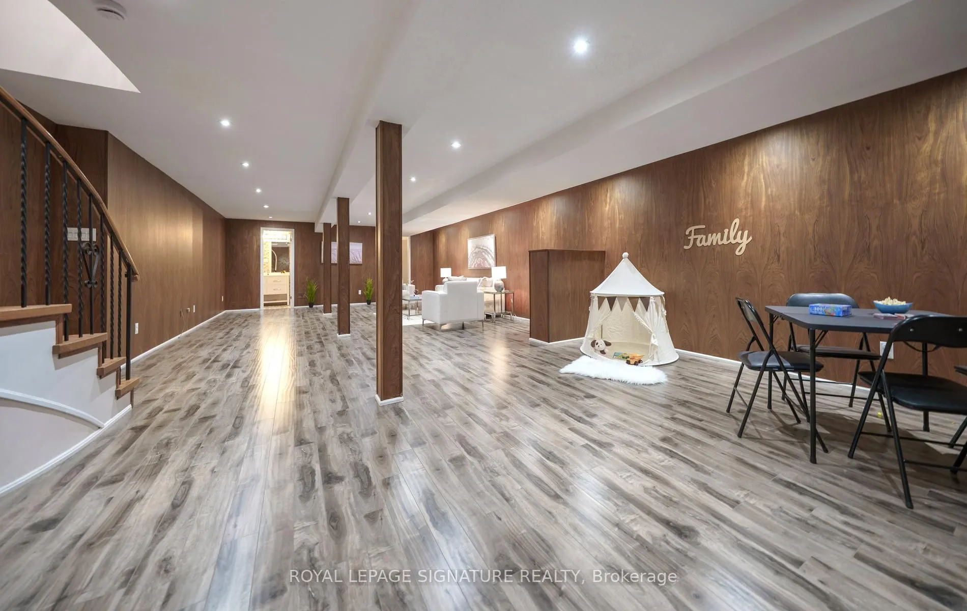 46 Caravan Drive
