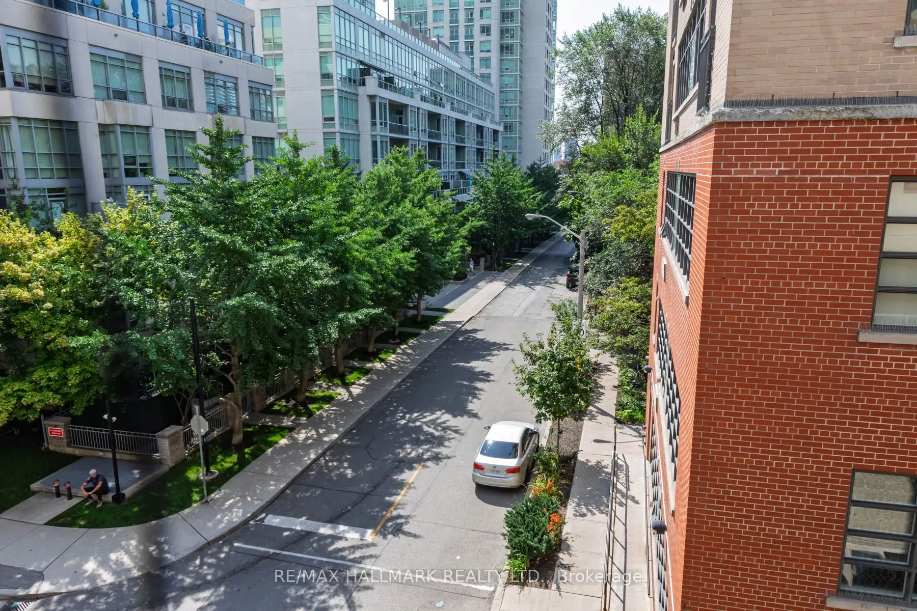 21 Earl Street #314