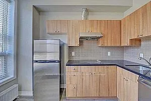 637 Lansdowne Avenue #A