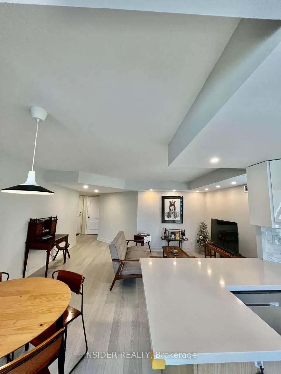 2 Rean Drive #1612