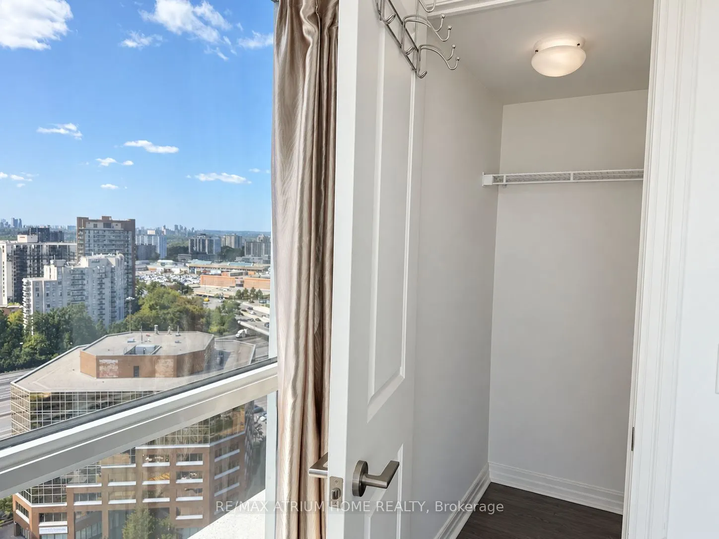 275 Yorkland Road #2210