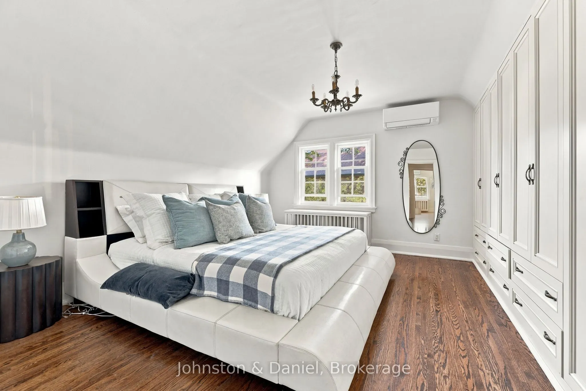 169 Glen Cedar Road
