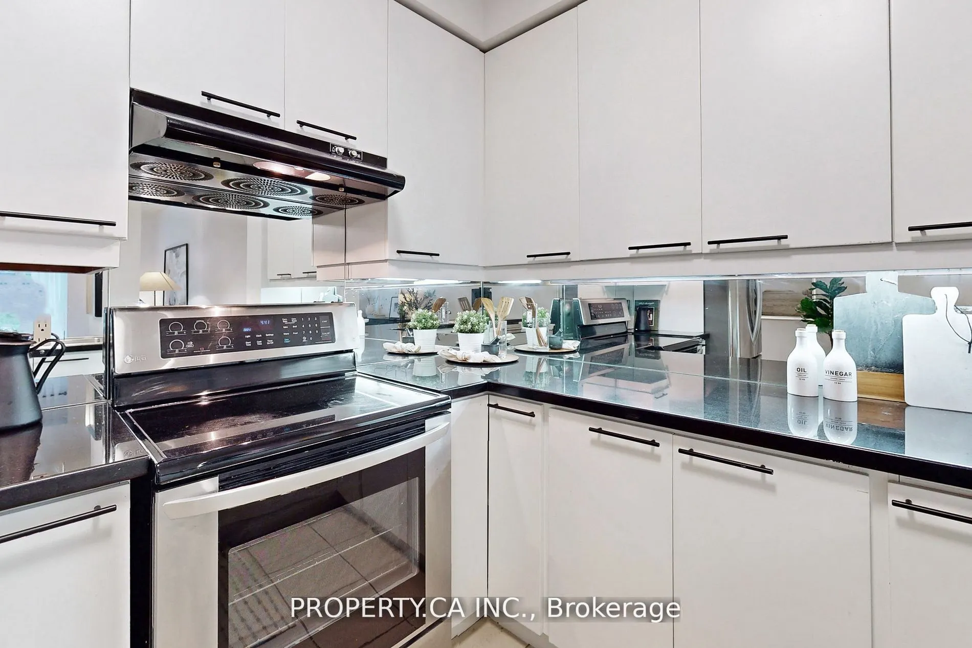 1121 Bay Street #301