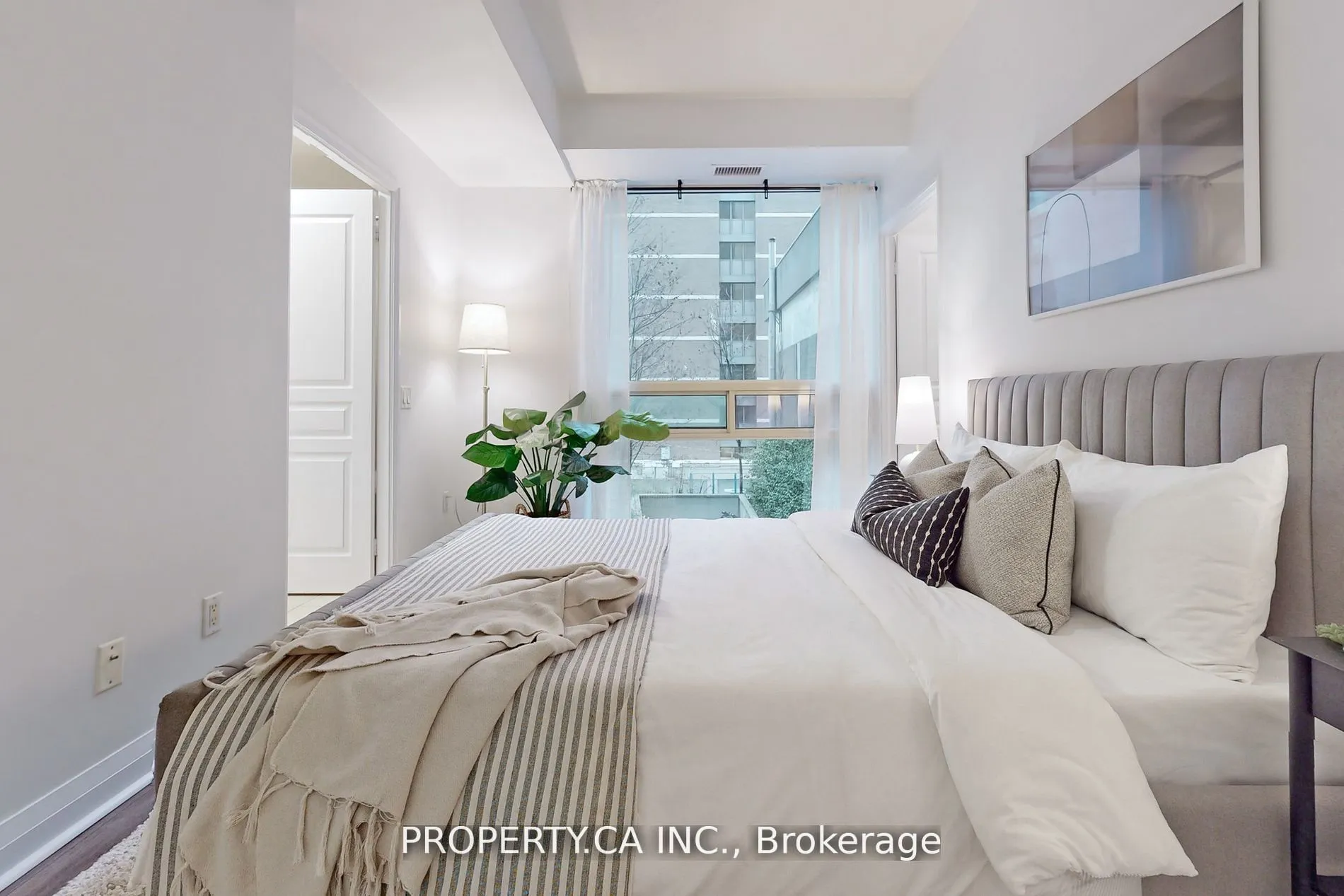 1121 Bay Street #301
