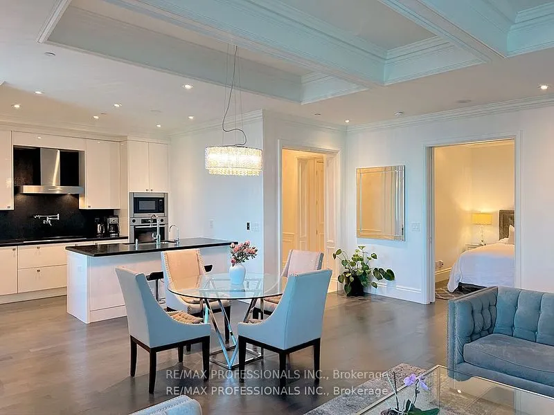311 Bay Street #4803