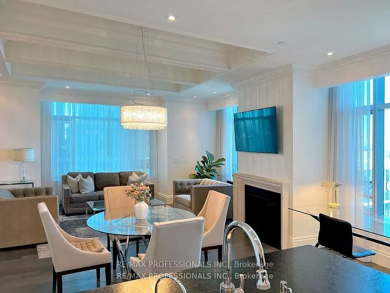 311 Bay Street #4803