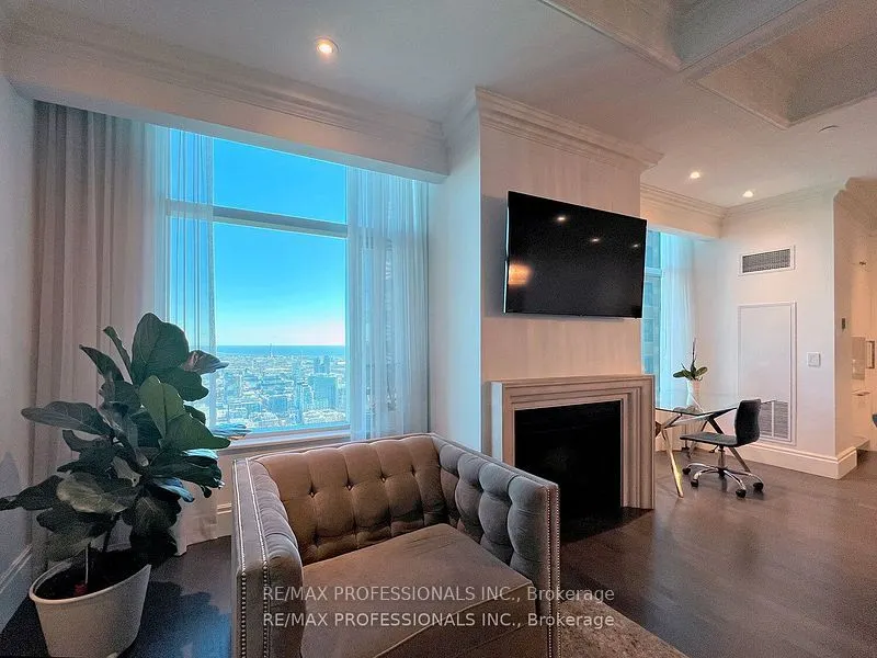 311 Bay Street #4803