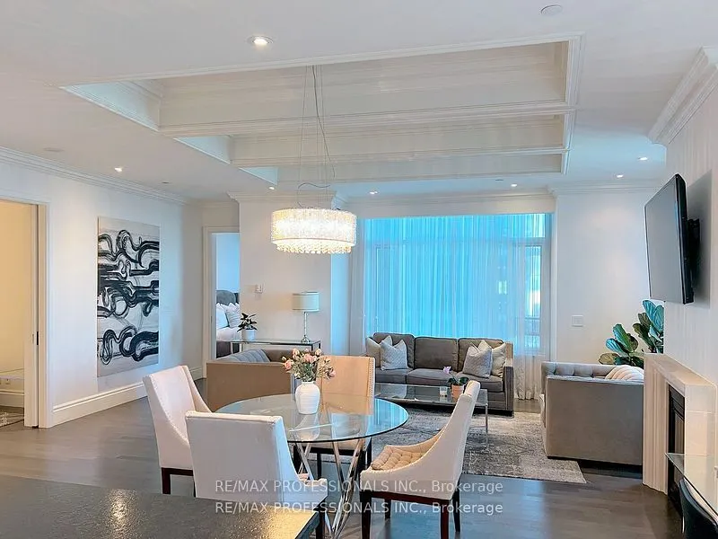 311 Bay Street #4803