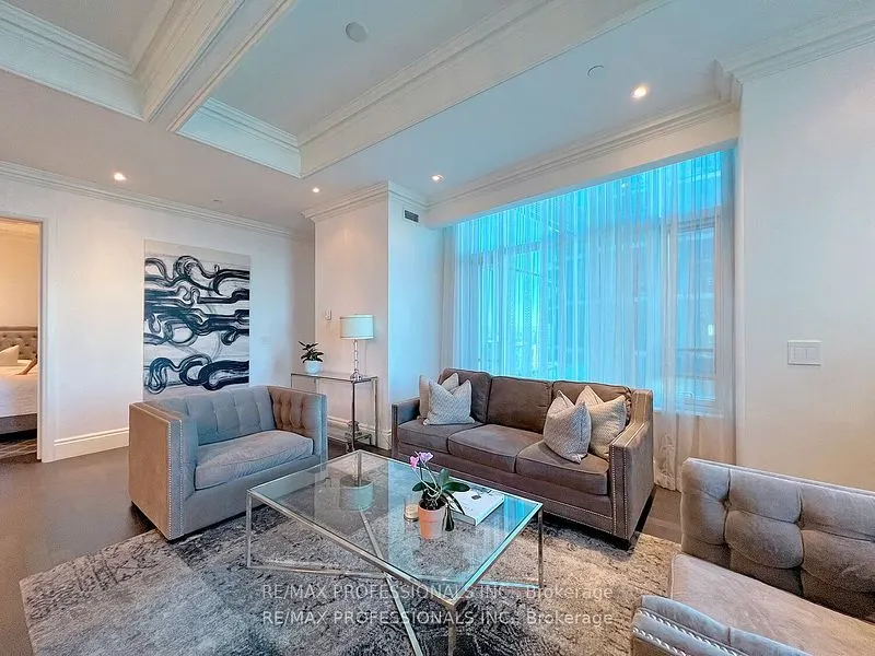 311 Bay Street #4803