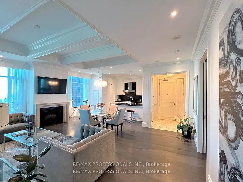 311 Bay Street #4803