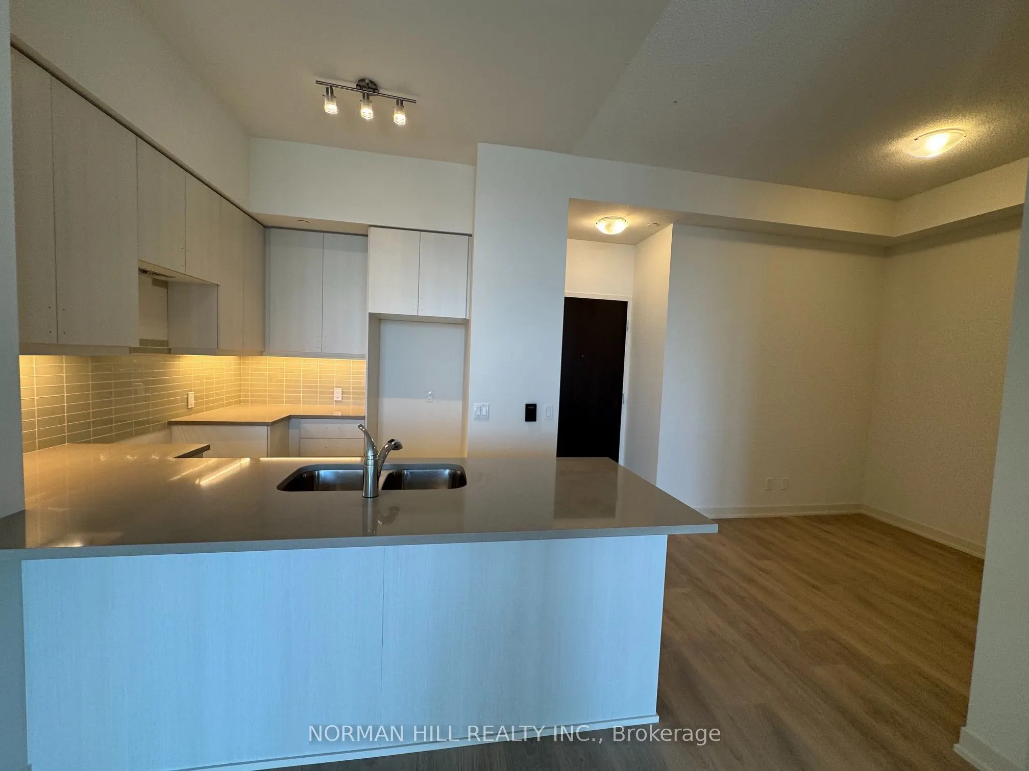 4955 Yonge Street #PH502