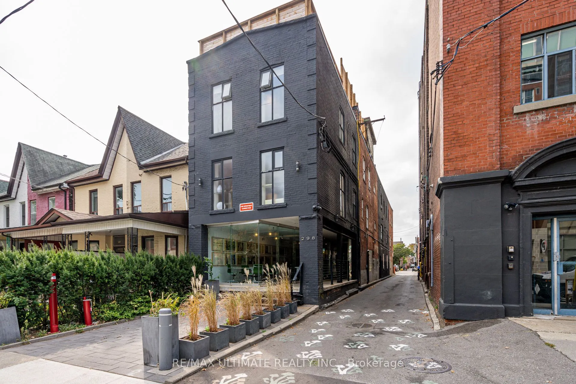 298 Markham Street