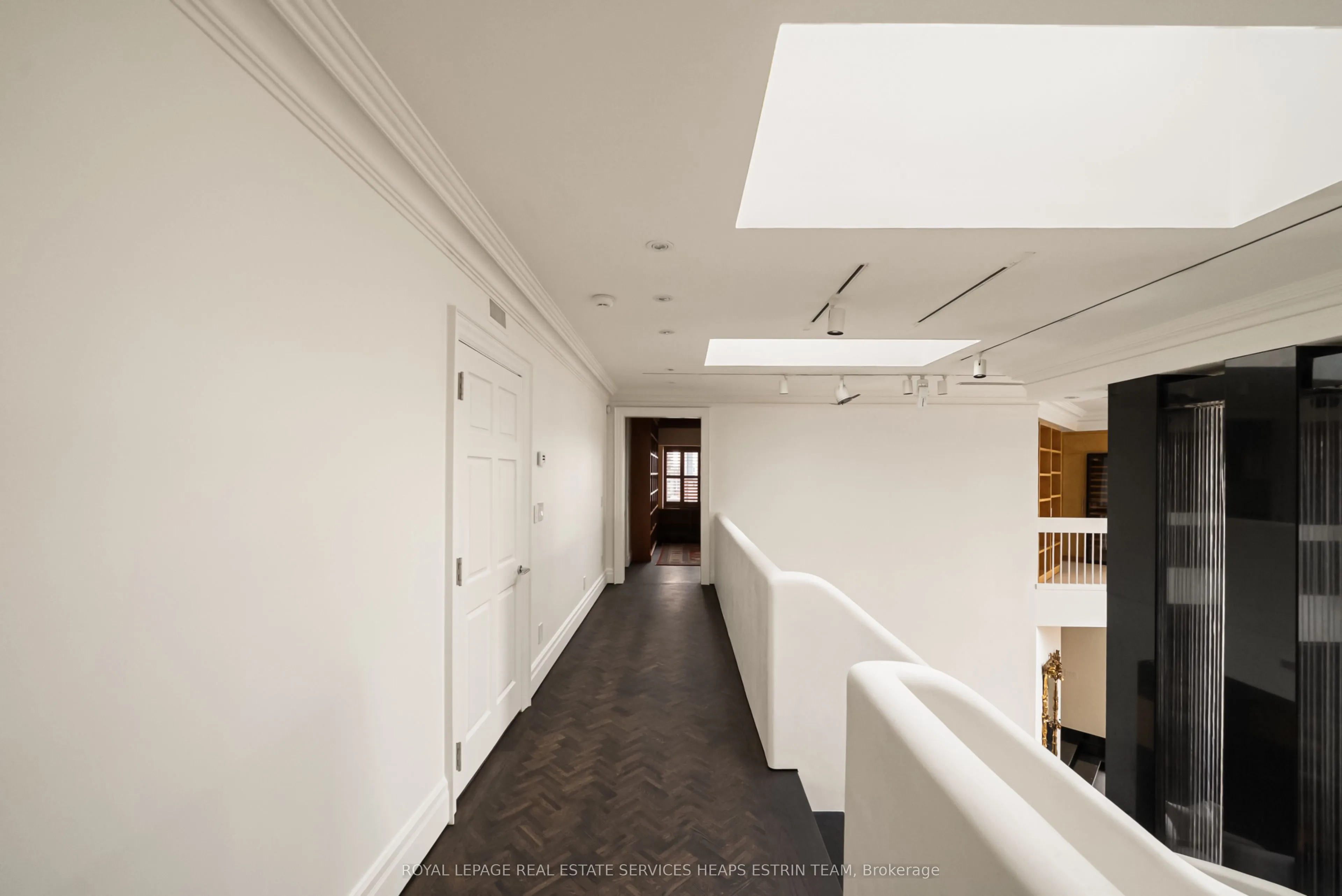 2 Lynwood Avenue #PH1