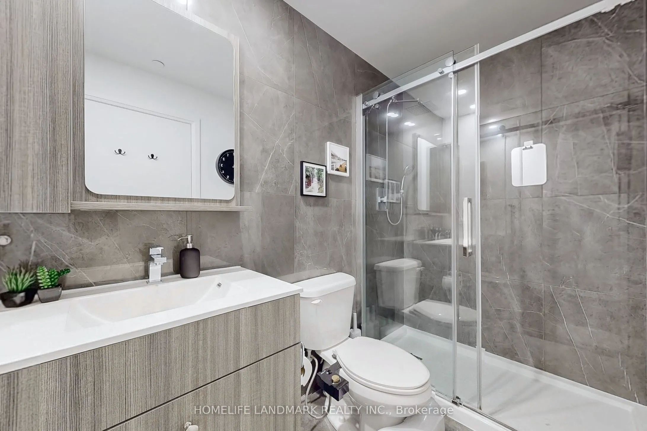75 Canterbury Place #10