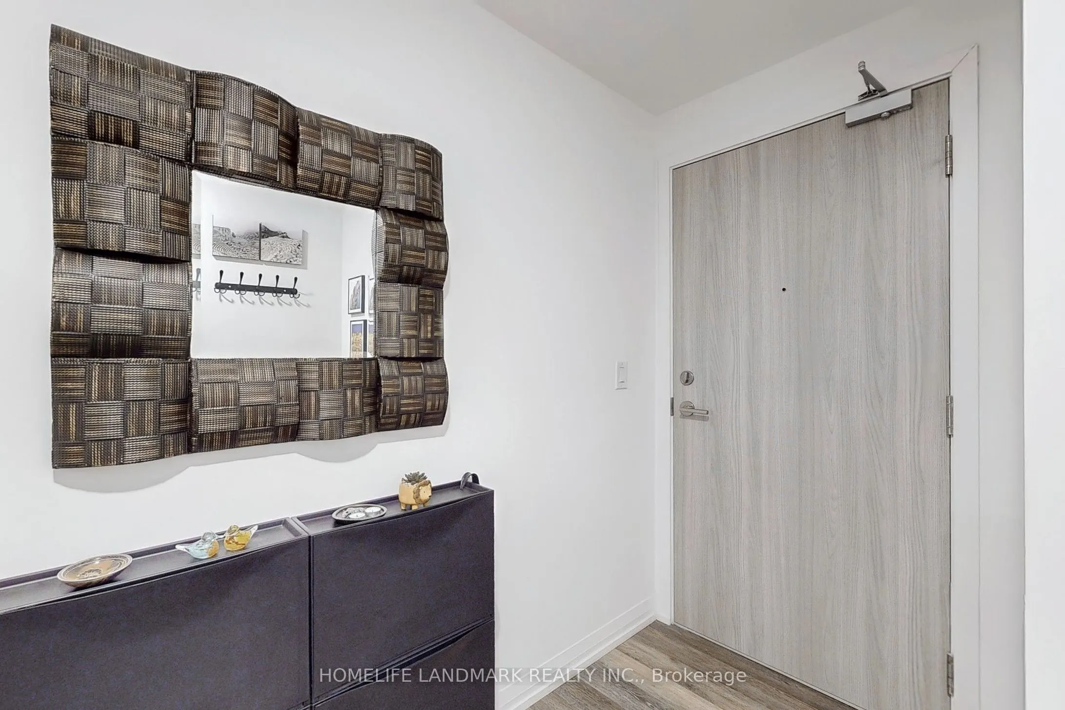 75 Canterbury Place #10