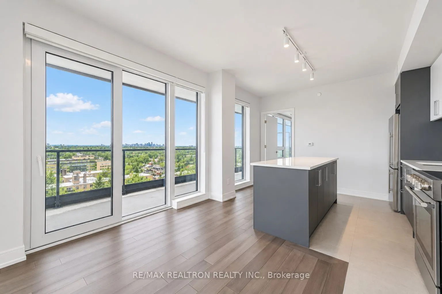 2525 Bathurst Street #1205