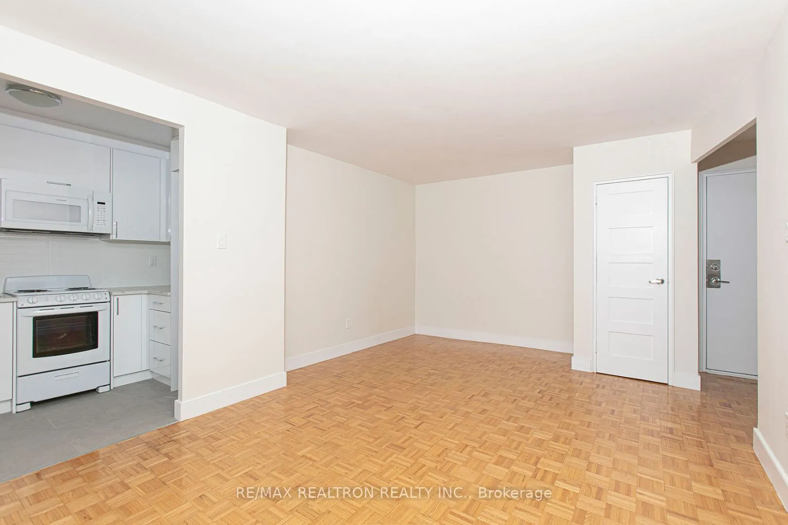 1291 Bayview Avenue #205