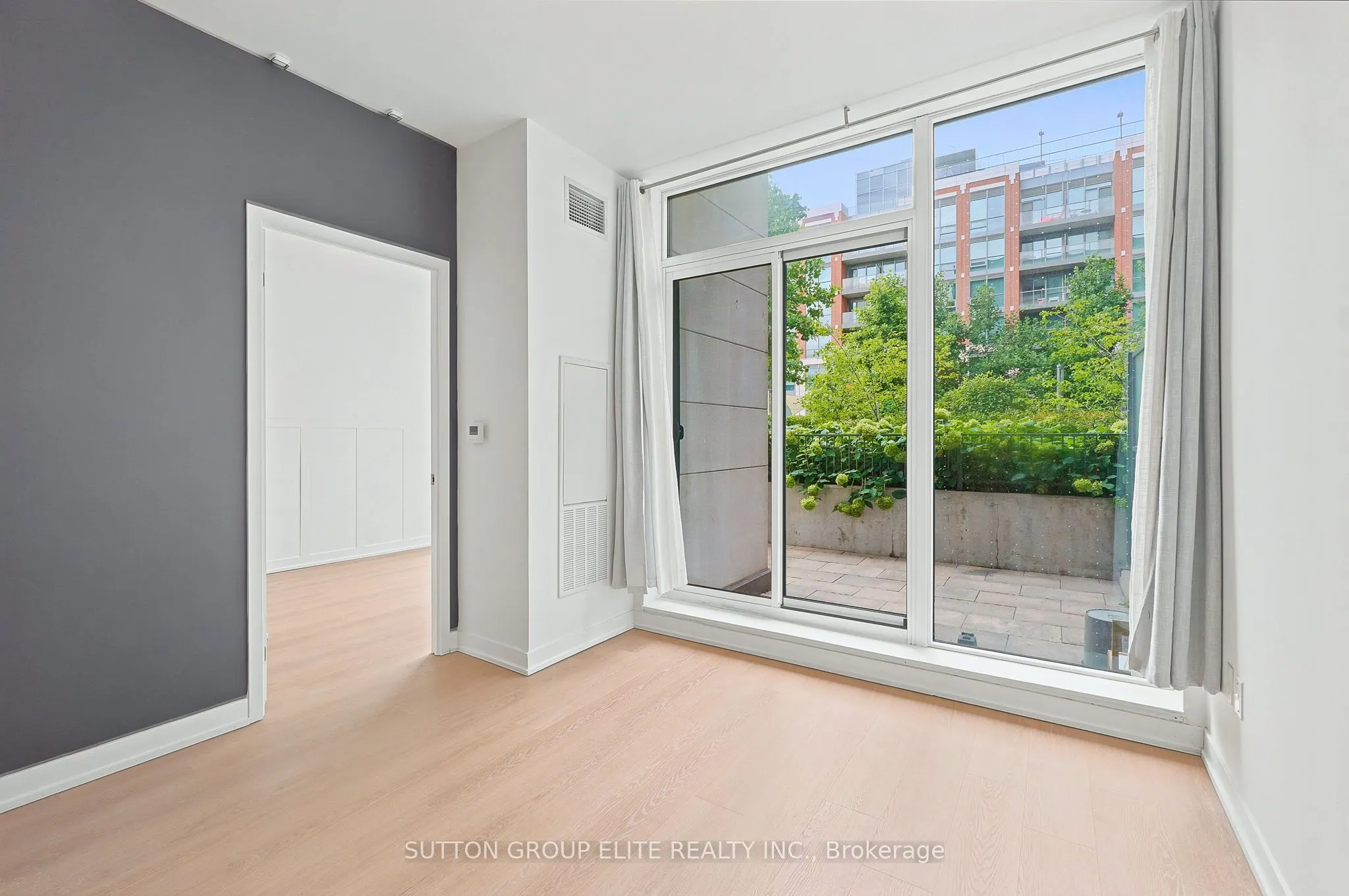 31 Tippett Road #106