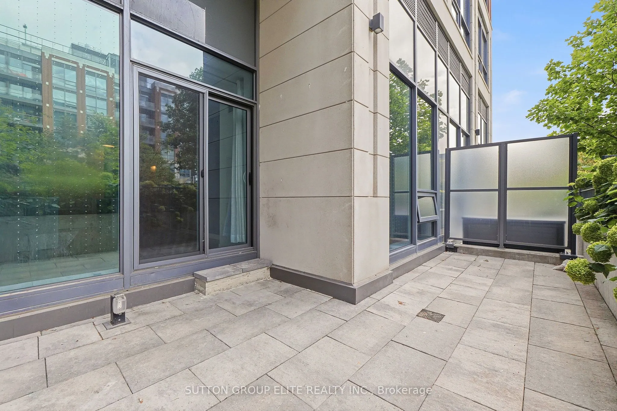 31 Tippett Road #106