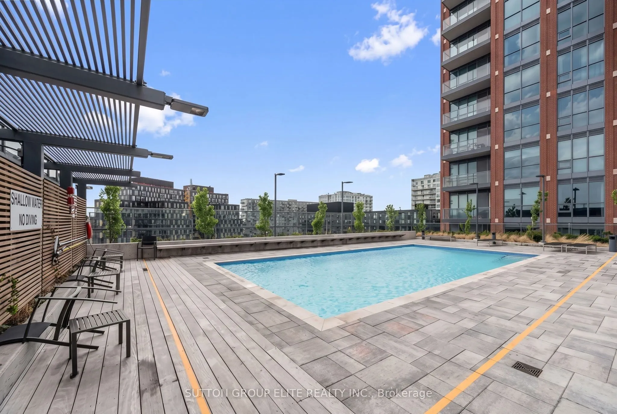 31 Tippett Road #106