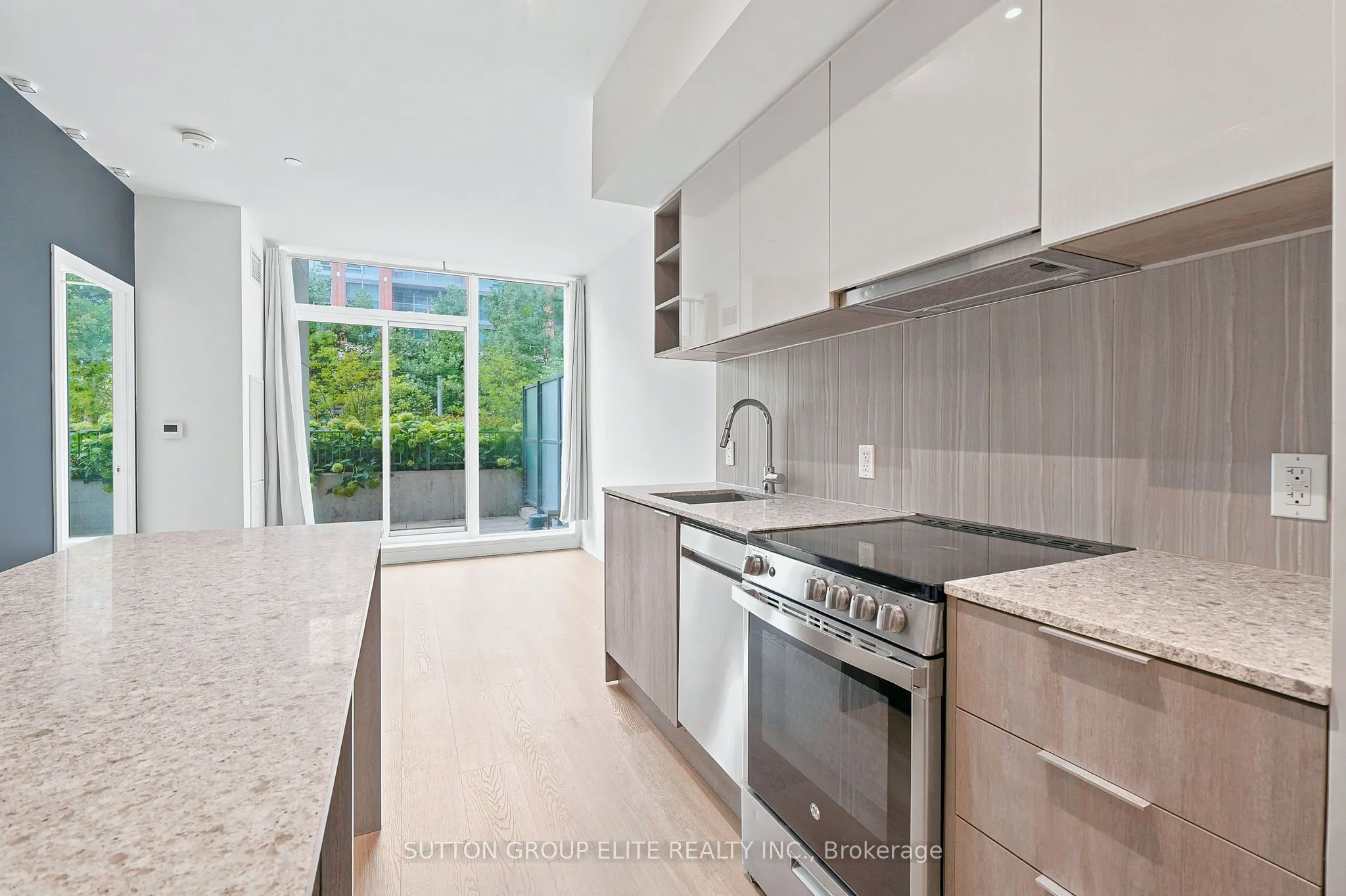 31 Tippett Road #106