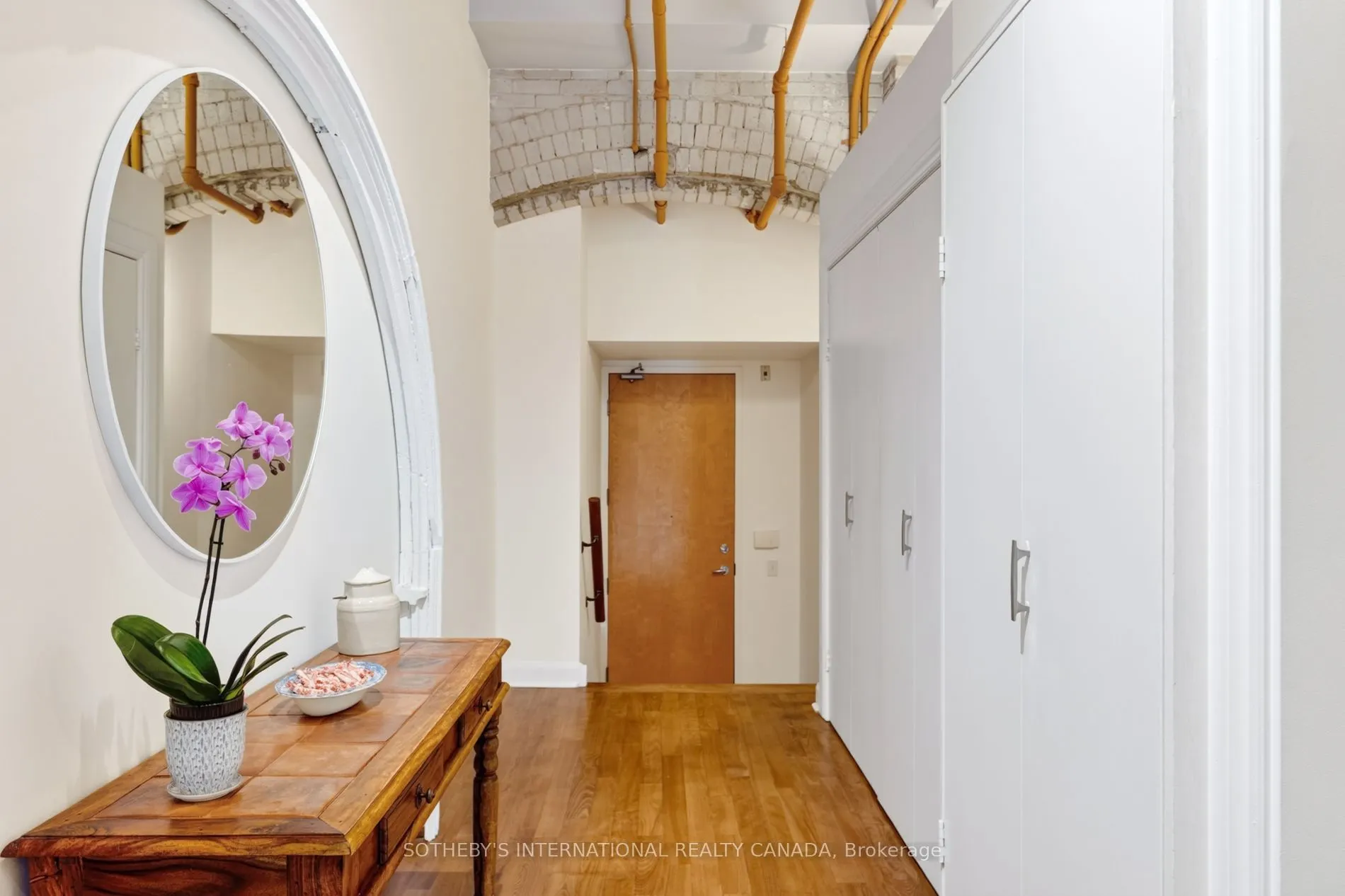 993 Queen Street W #208