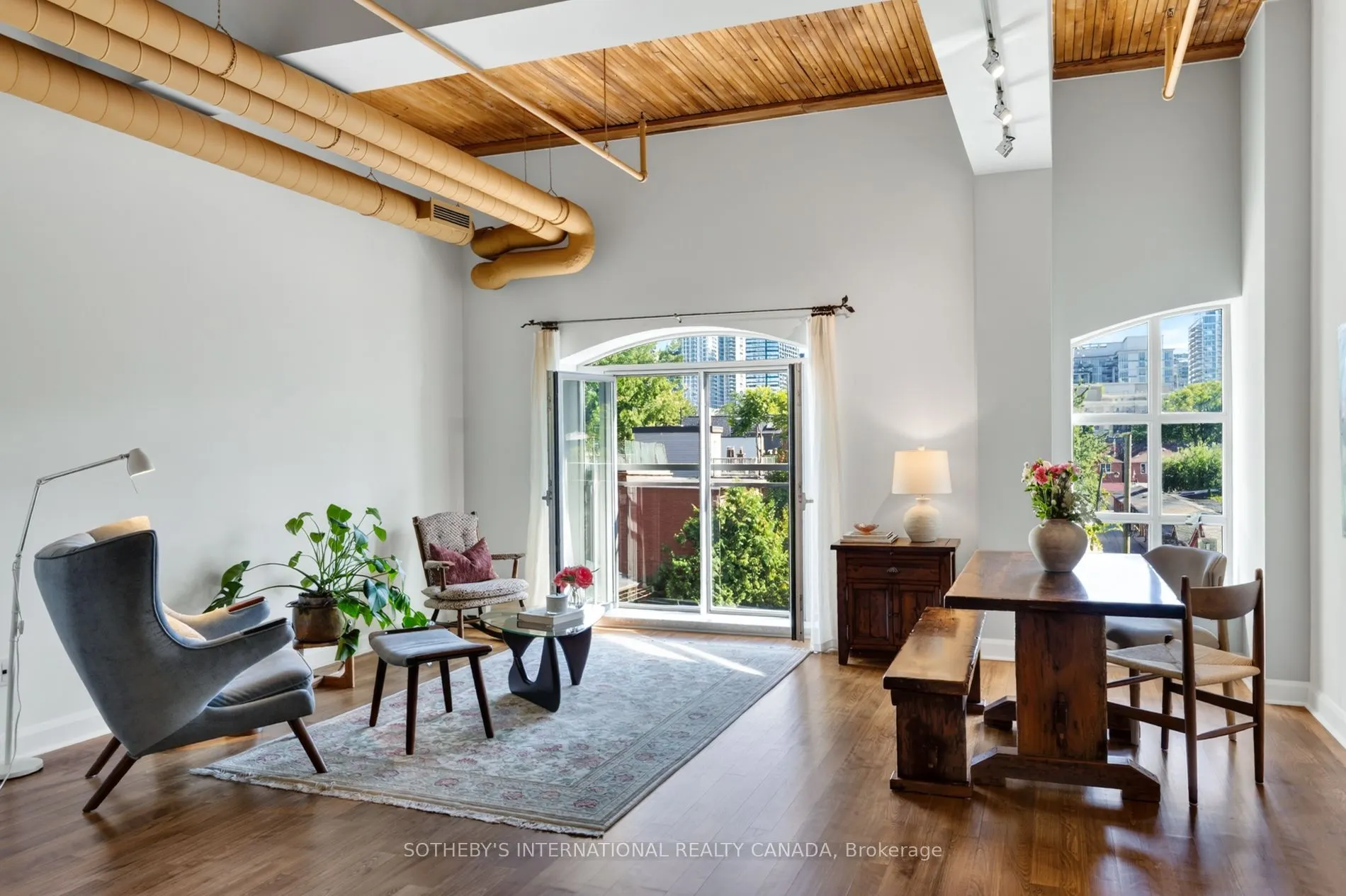 993 Queen Street W #208