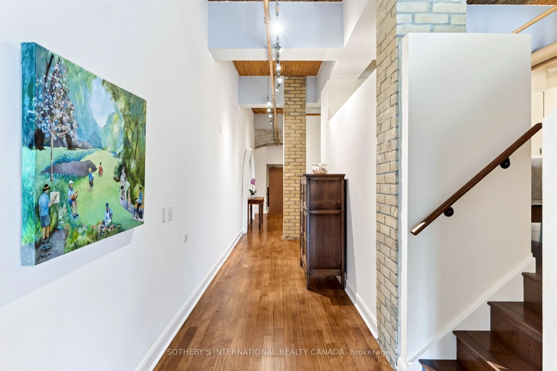 993 Queen Street W #208