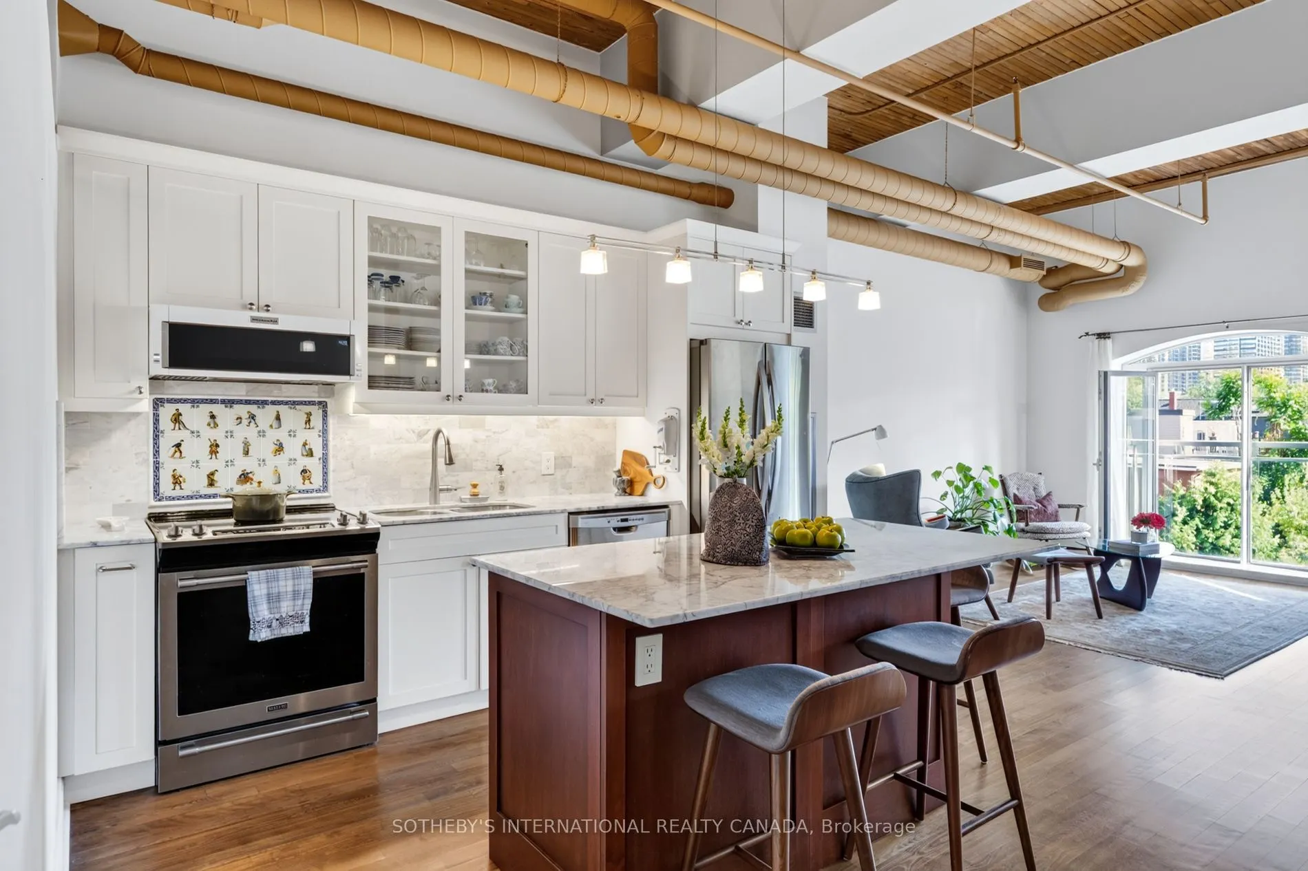 993 Queen Street W #208