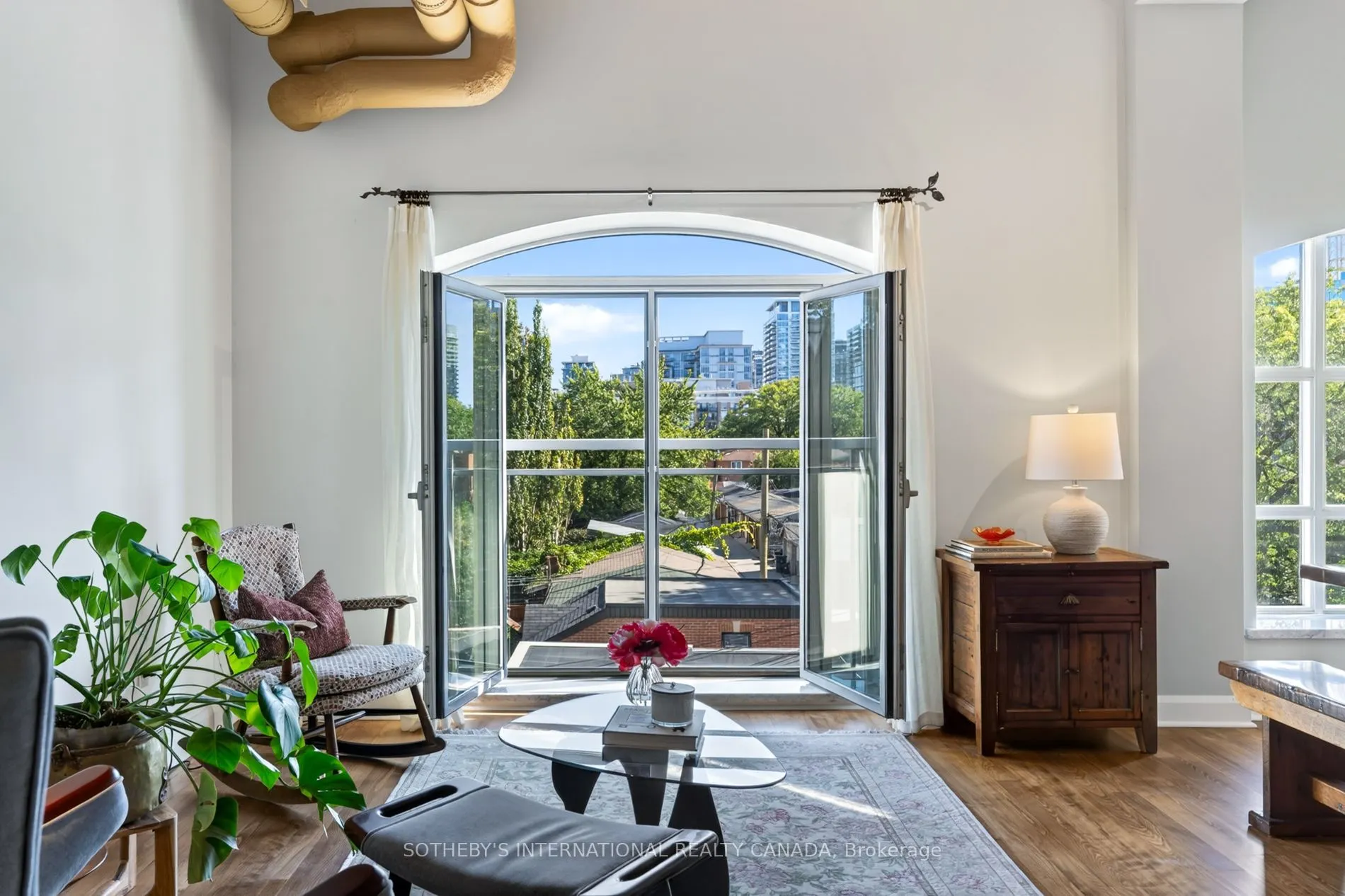 993 Queen Street W #208