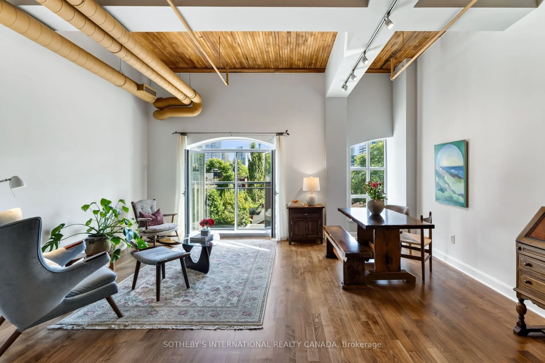 993 Queen Street W #208