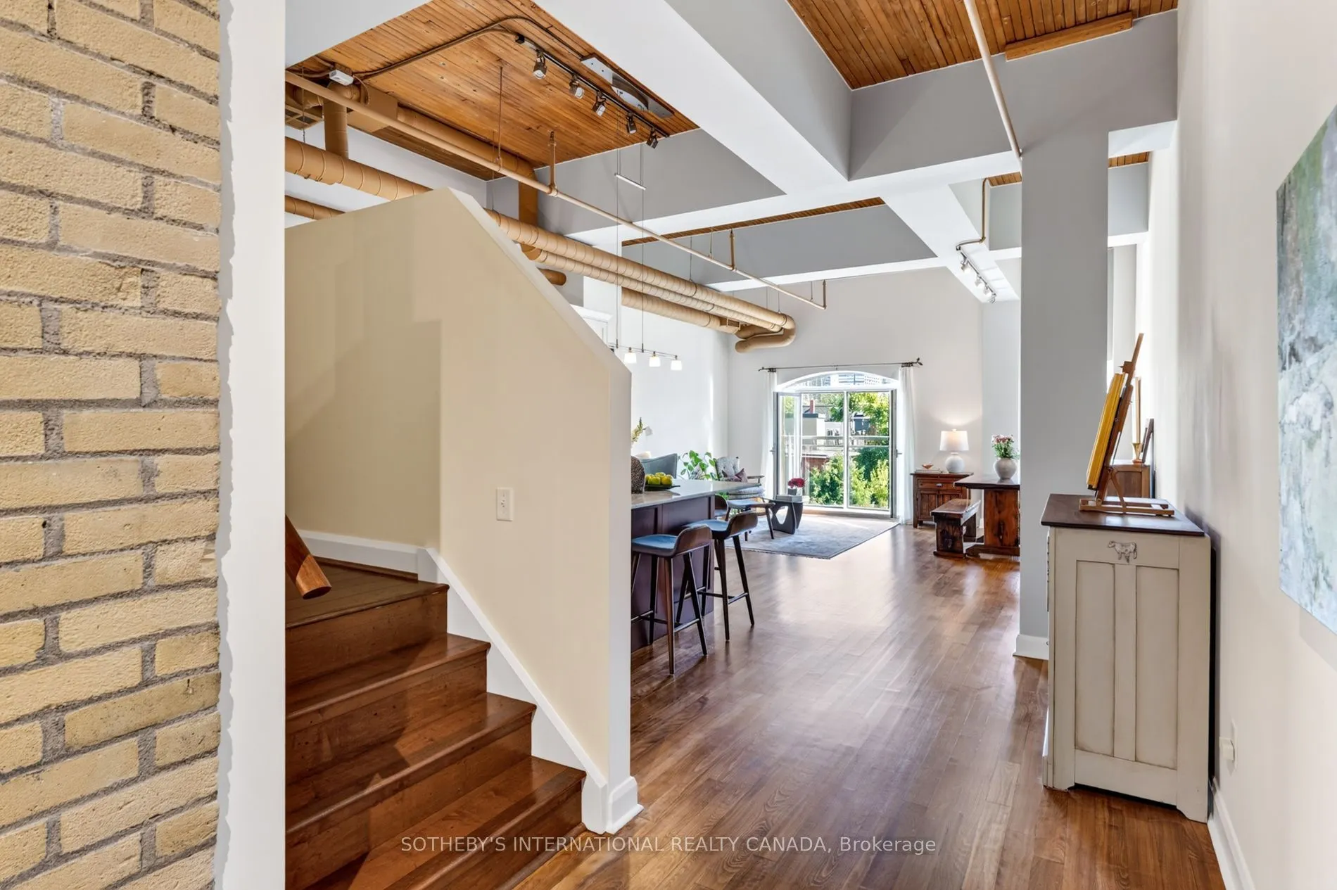 993 Queen Street W #208