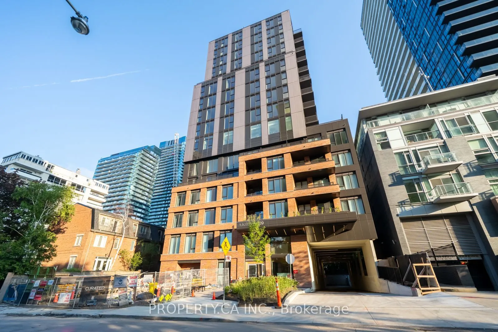 109 Erskine Avenue #1908