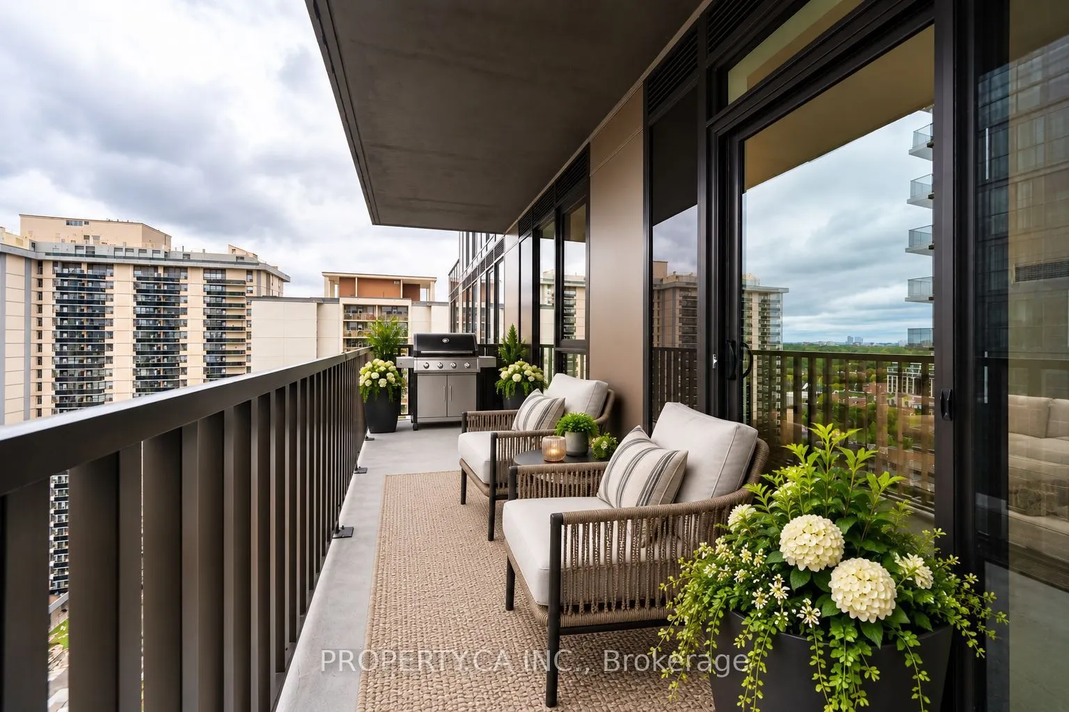 109 Erskine Avenue #1908