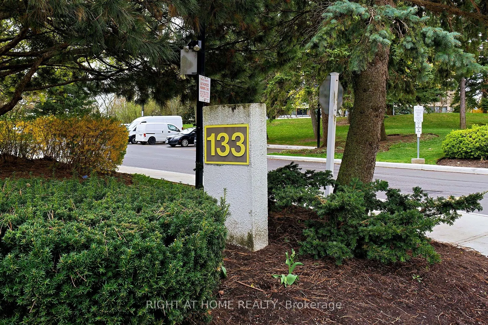 133 Torresdale Avenue #2205