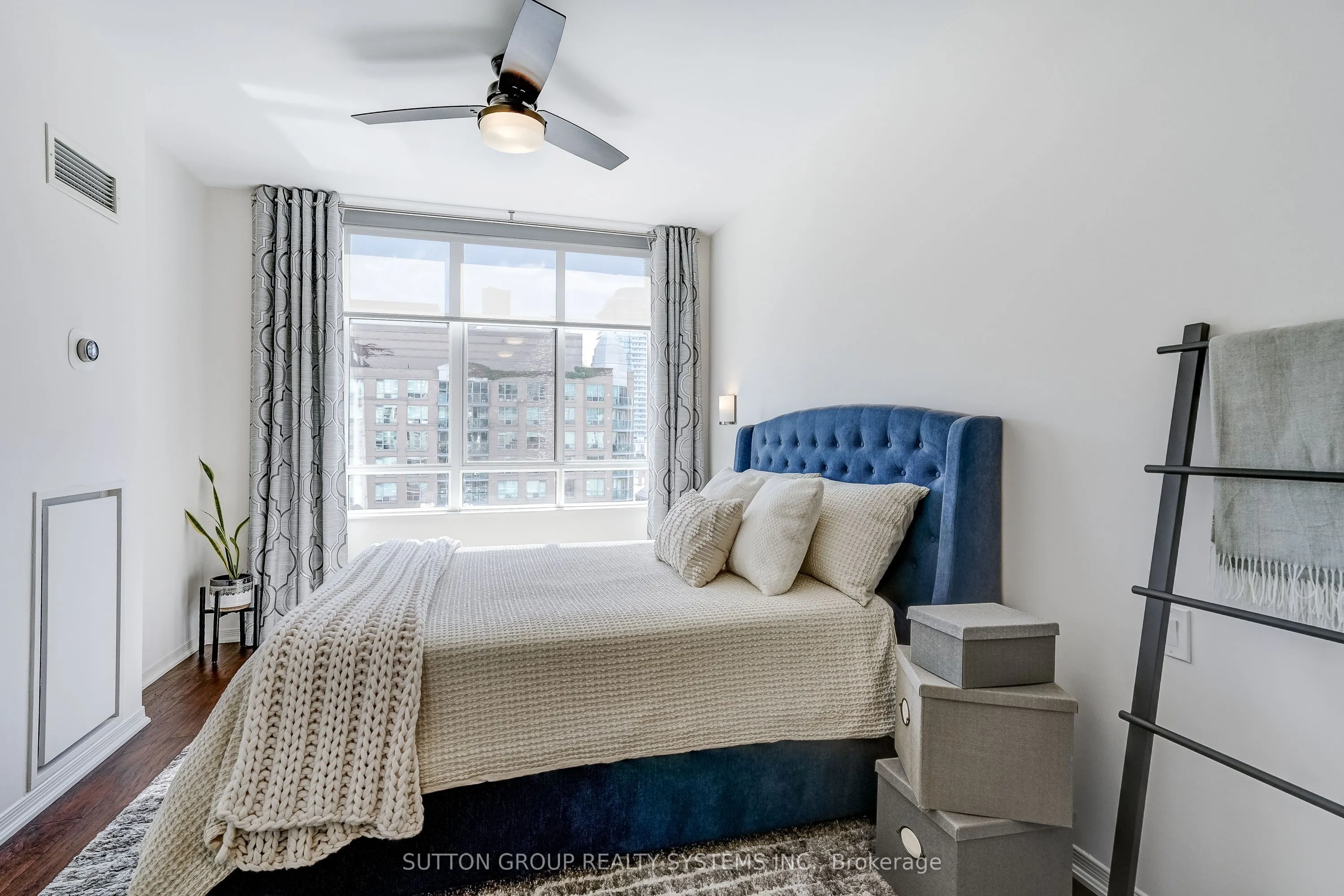 39 Jarvis Street #PH807