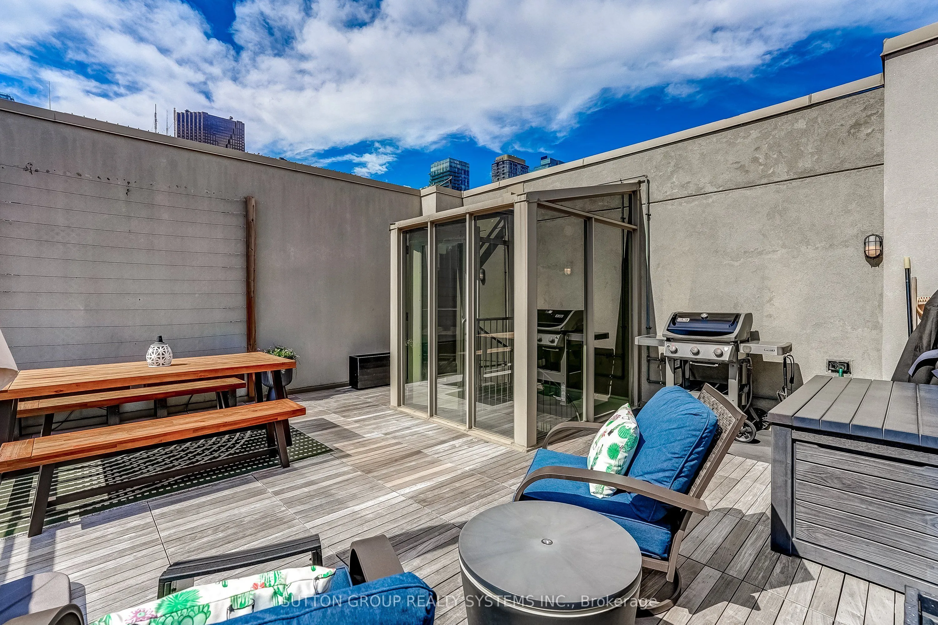 39 Jarvis Street #PH807